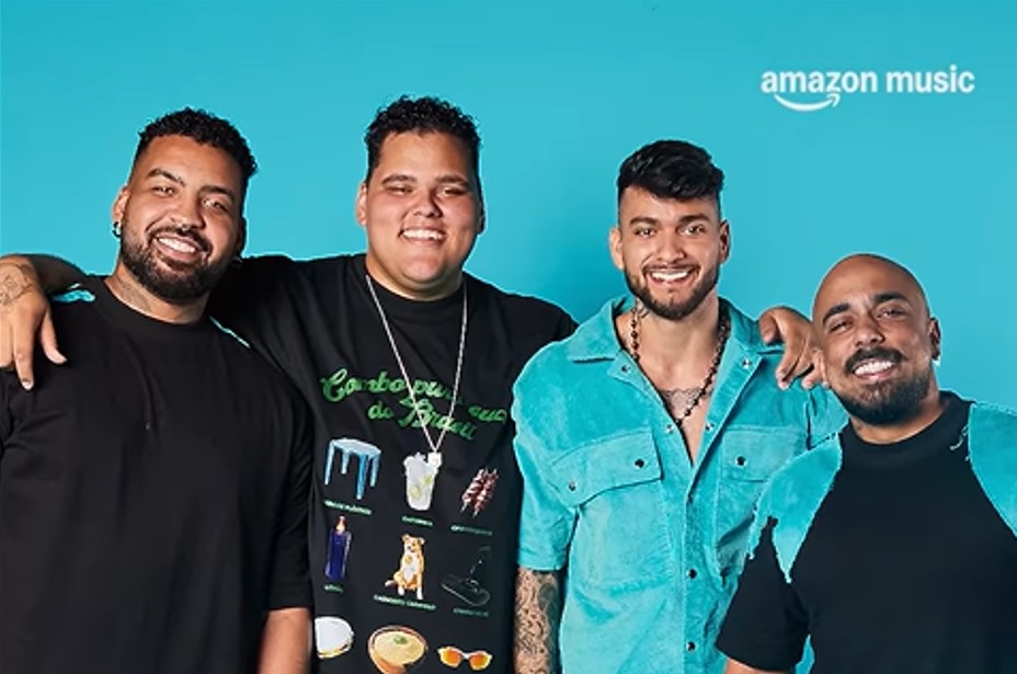 <p><span style=font-weight: 400;>O Menos É Mais é um grupo de pagode fundado em 2016, em Brasília, pelos amigos Duzão, Gustavo Góes, Paulinho Félix e Ramon Alvarenga. Desde o início, o grupo estruturou seu repertório a partir da combinação entre regravações e composições autorais.</span></p>
