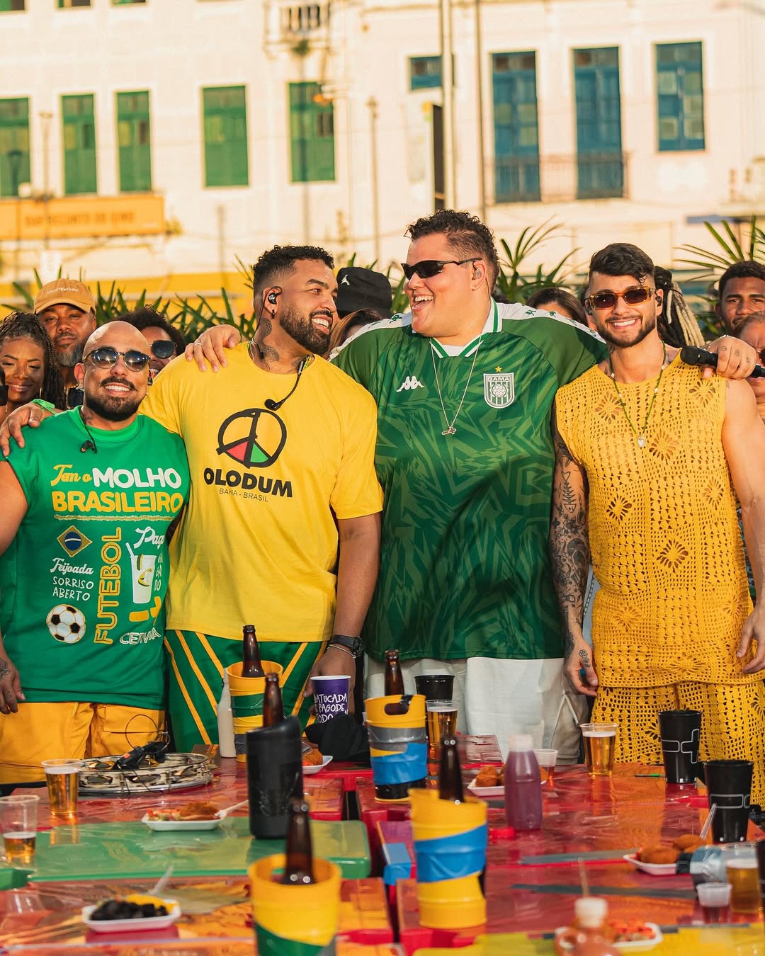 <p><span style=font-weight: 400;>Em 2025, o Menos É Mais lançou o álbum “Molho”, gravado em diferentes regiões do Brasil. </span></p>
