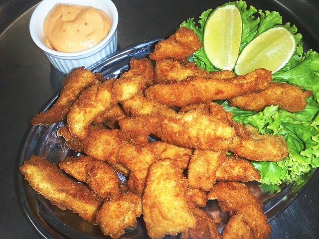 <p>Nos alimentos, é natural você ver uma porção de peixe servido com limão ao lado. Para além do sabor, a deliciosa combinação entre peixe e limão no prato pode ter vantagens nutricionais.</p>
