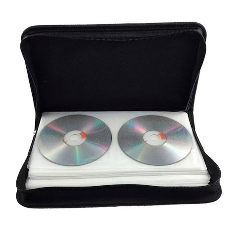 <p>Como existiam disquetes e CDs, também existiam pastas para guardá-los. Atualmente, isso é passado. Um simples pen-drive tem memória gigantesca, mas você ainda pode armazenar seus arquivos na nuvem, no desktop, etc….Melhoramos, não é mesmo?</p>
