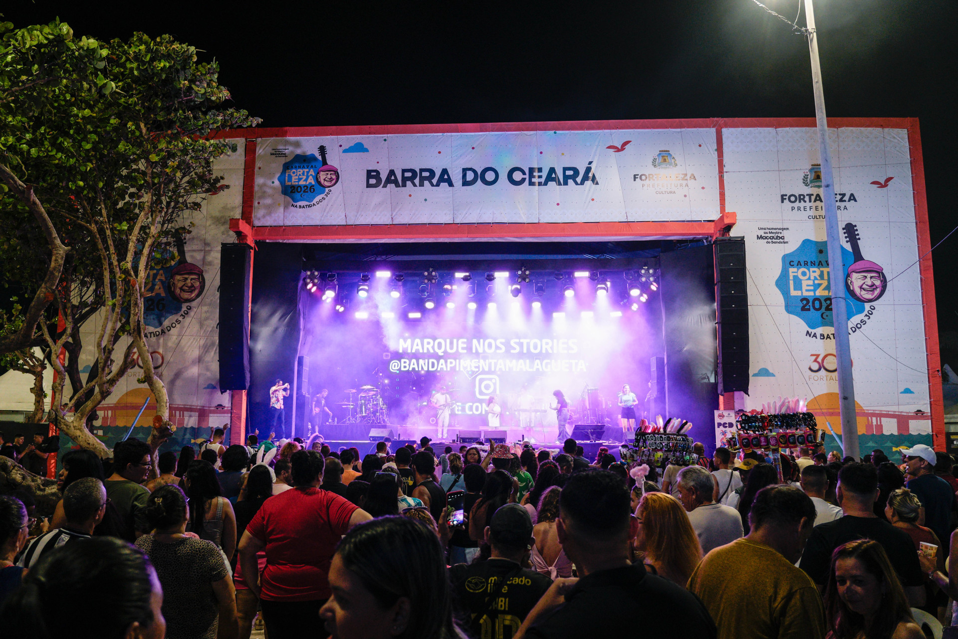 ￼PRÉ-CARNAVAL de Fortaleza, no último sábado, 17 (Foto: FERNANDA BARROS)