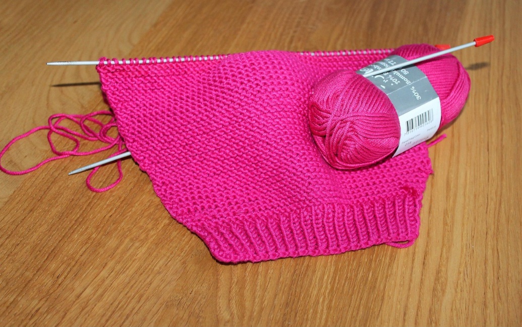 <p>O trabalho de Rykiel conquistou o mundo, influenciando personalidades como Audrey Hepburn e Brigitte Bardot, e libertando as mulheres de trajes mais estruturados.</p>
