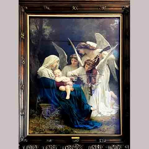 <p>A relação entre anjos e música é antiga e profundamente simbólica. Na tradição religiosa, os anjos são vistos como mensageiros divinos que louvam a Deus com cânticos e melodias celestiais.</p>
