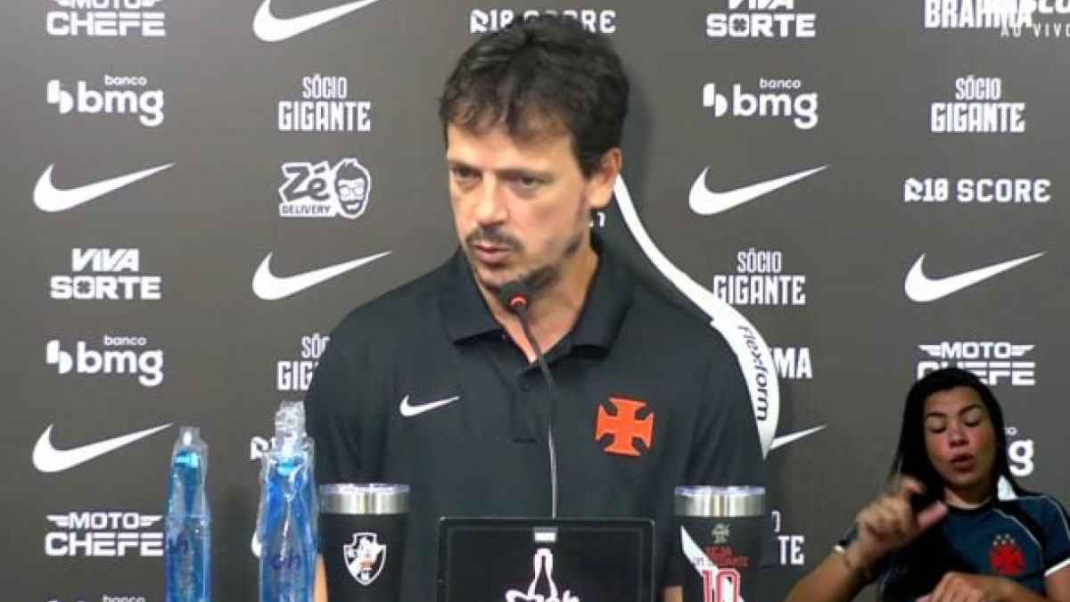 Treinador cruz-maltino afirma que esperava uma atuação melhor, mesmo com o time reserva; Diniz confirma titulares contra o Flamengo