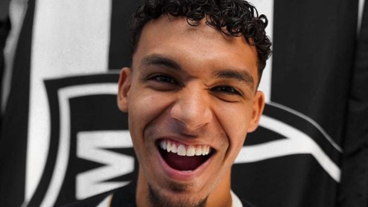 Jogador pertencia ao Flamengo e estava emprestado ao Santos em 2025