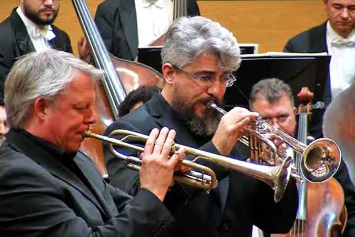 <p>Hoje a trombeta é utilizada em orquestras, bandas marciais e música popular, principalmente no jazz e no gospel, para marcar presença e solenidade.</p>
