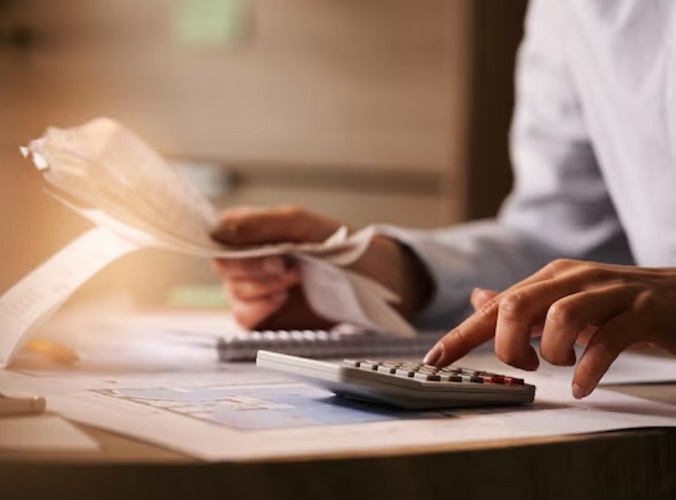 <p>O restante sai depois da comprovação do andamento da obra, podendo haver finalização presencial em agência.</p>
