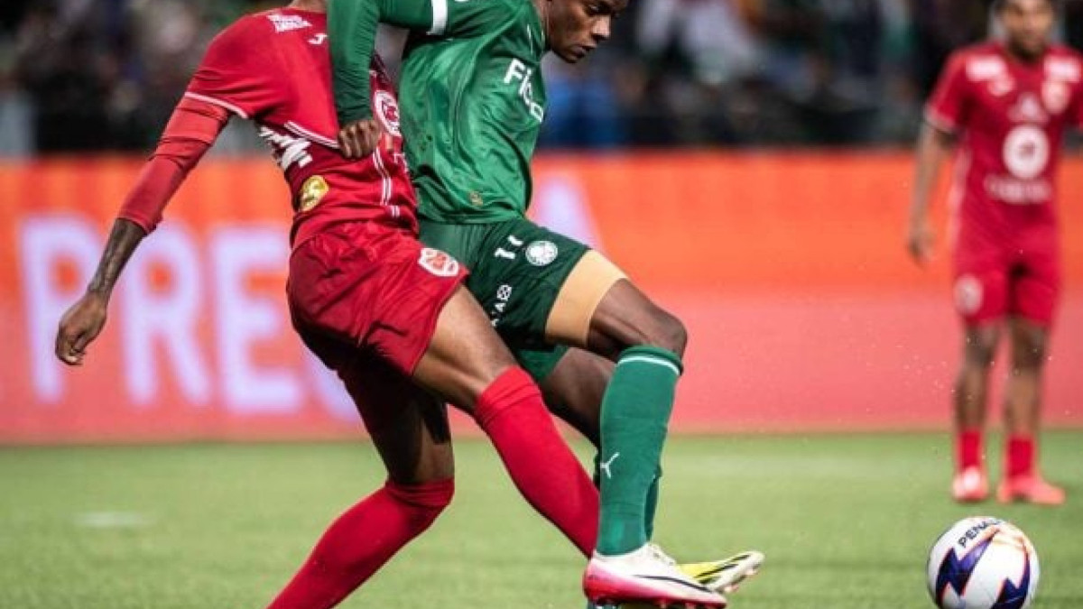 Após empate por 2 a 2 no tempo normal com emoção até o fim, goleiro Gabriel Sena brilha na cobrança decisiva e garante a classificação histórica