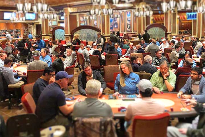 <p>Os mais famosos – Bellagio, Caesars Palace e MGM Grand estão entre os nomes mais emblemáticos da cidade. São símbolos de luxo, grandiosidade e da imagem internacional de Las Vegas.</p><?php if (strpos(site('ds_site_link'), '/apostas') === false): ?>
    </div>

    <div class=