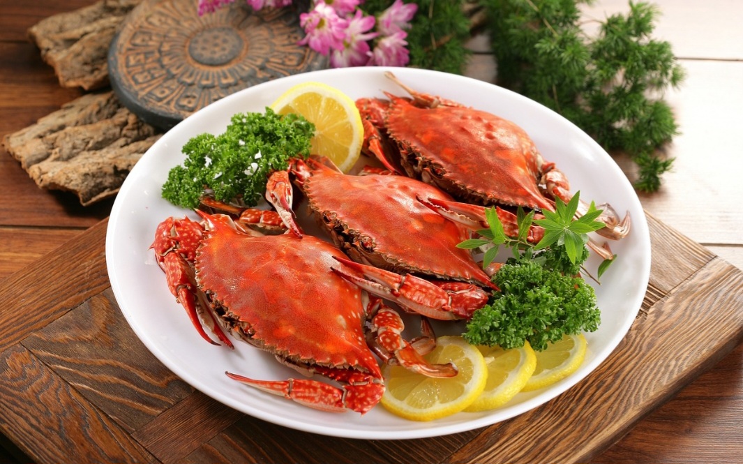 <p>Eles podem ser preparados de diversas formas, como em ensopados, caldos e casquinhas. São também fonte de cálcio, magnésio e fósforo, essenciais para a saúde dos ossos e dentes.</p>
