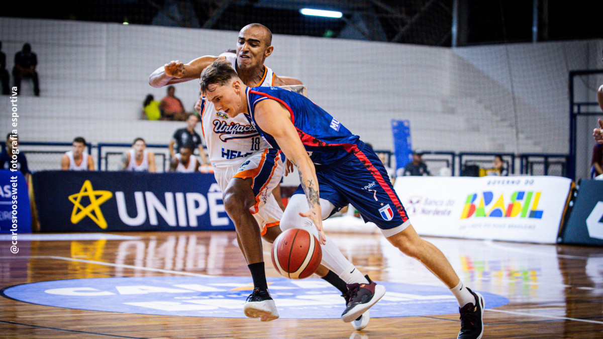 O Fortaleza Basquete Cearense foi superado dentro de casa pela Unifacisa. 