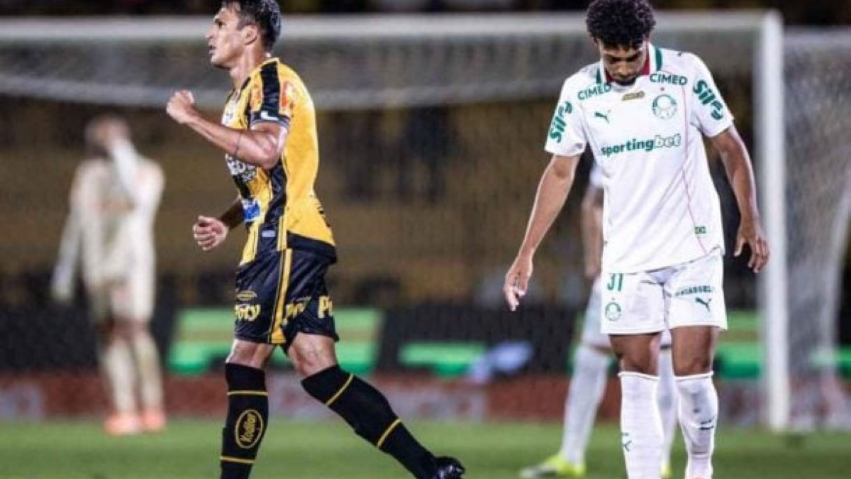 Verdão perde a invencibildade no Paulistão em partida marcada por hat trick de Robson, na pior derrota sofrida por Abel Fereira no clube