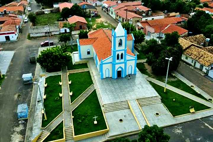 <p>São Félix de Balsas (MA) – 43,05 pontos – Uma das cidades mais pobres do Maranhão, com poucos investimentos em infraestrutura. Agricultura familiar ainda é a principal atividade econômica. Deficiência em serviços públicos essenciais.</p>
