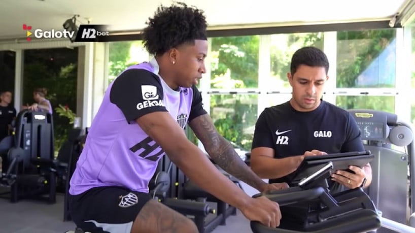 Bastidores dos primeiros dias de Preciado na Cidade do Galo 