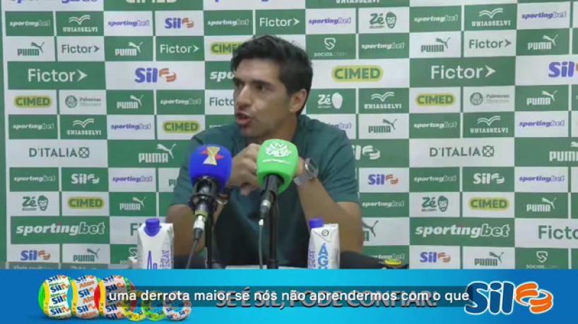 Abel admite 'golpe duro' e diz que placar tem que servir como 'abre-olhos' 