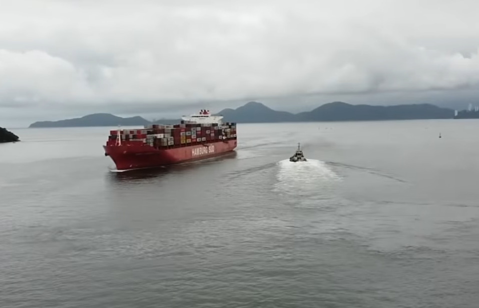 <p><span style=font-weight: 400;>As tarifas de importação poderão ser eliminadas de forma imediata ou gradual, em até 15 anos, dependendo do setor, abrangendo 91% dos bens importados pelo Brasil da UE e 95% dos produtos europeus importados do Brasil.</span></p>
