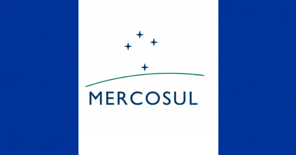 <p><span style=font-weight: 400;>O acordo Mercosul-União Europeia marca um novo capítulo nas relações comerciais entre os dois blocos, com potencial para ampliar mercados e investimentos. Agora, o desafio será a ratificação política e a adaptação dos setores mais sensíveis ao novo cenário.</span></p>
