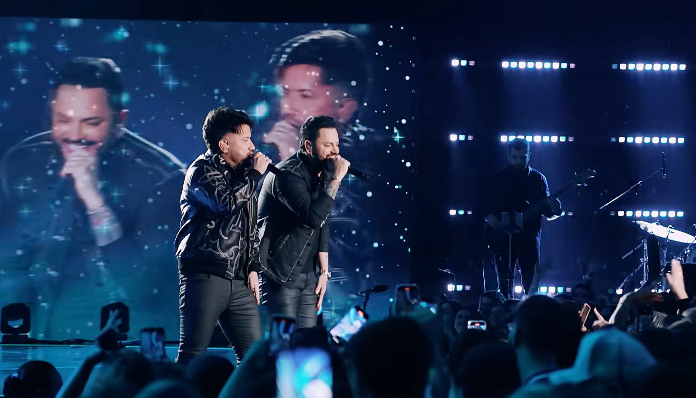 <p><span style=font-weight: 400;>O hit nasceu no Triângulo Mineiro e foi composto em Uberaba, em novembro de 2024, em cerca de dez horas. A canção é assinada também por Douglas Mello, Íkaro Andrade, Rodrigo Costa e Daniel Rangel, e apresenta letra centrada em decisões e sentimentos após o fim de um relacionamento.</span></p><?php if (strpos(site('ds_site_link'), '/apostas') === false): ?>
  </div>

  <div data-type=