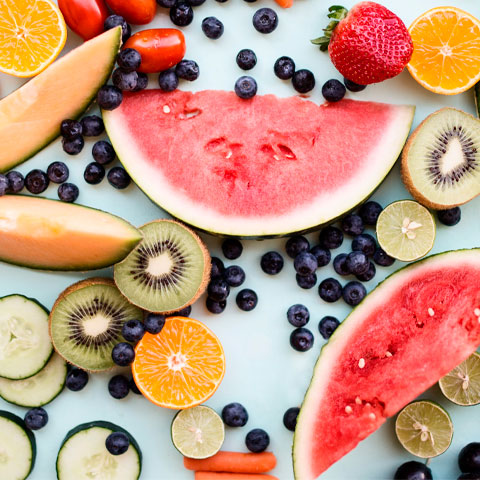 <p>O consumo diário de frutas é essencial para fortalecer o sistema imunológico e garantir energia. Isso se deve, em parte, à frutose, o açúcar natural presente nesses alimentos.</p><?php if (strpos(site('ds_site_link'), '/apostas') === false): ?>
    </div>
    <div class=