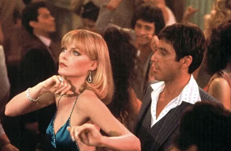 <p>A escalação da dupla Al Pacino e Michelle Pfeiffer seria uma forma de exaltar os 40 anos do clássico “Scarface”, de Brian De Palma, estrelado por eles.</p>
