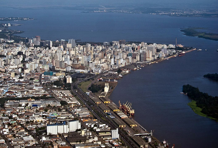 <p>Na sequência, Porto Alegre, capital do Rio Grande do Sul, possui uma população idosa significativa, o que reflete em uma rede de serviços e atividades voltadas para esse público.</p><?php if (strpos(site('ds_site_link'), '/apostas') === false): ?>
  </div>

  <div data-type=