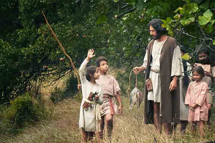 <p>“É sempre bom celebrar esses marcos quando se está em uma jornada rumo a uma visão grandiosa, do tamanho de Deus… Para Come and See, nossa missão é tornar o Jesus autêntico acessível a todos ao redor do mundo por meio de The Chosen”, afirmou Kennedy.</p><?php if (strpos(site('ds_site_link'), '/apostas') === false): ?>
    </div>

    <div class=