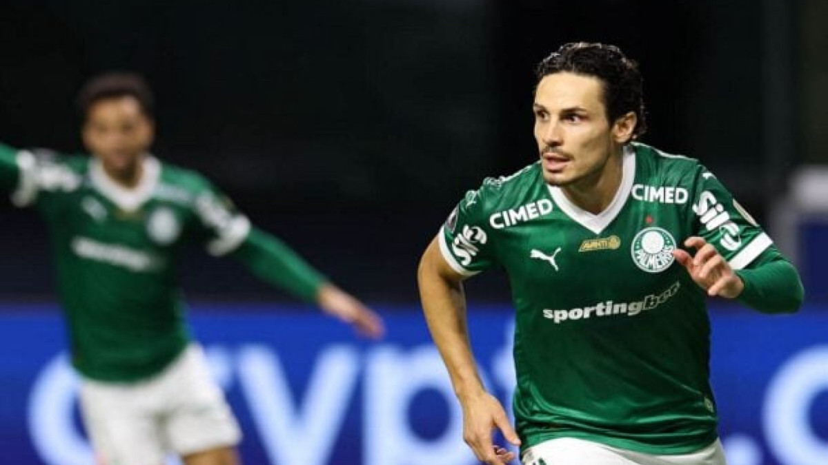 André Jardine, técnico do clube mexicano, vê meia como solução para problemas ofensivos no Clausura 2026