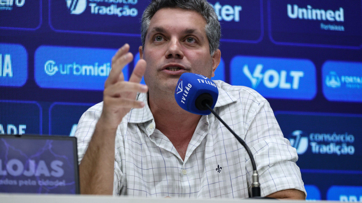 FORTALEZA, CEARÁ,  BRASIL- 21.01.2026: Coletiva com Rolim Machado, presidente do Fortaleza e Bruno Cals presidente do Conselho da SAF do Fortaleza. (Daniel Galber/Especial para O POVO)