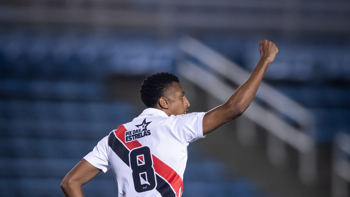 Lucas Black é um dos destaques do Ferroviário no Campeonato Cearense