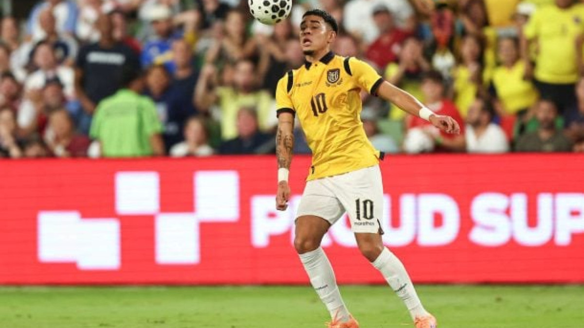 Equatoriano tem apenas cinco meses de atuações no Strasbourg