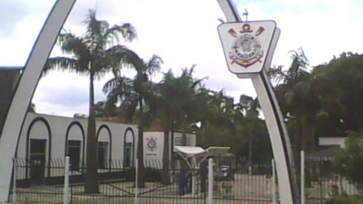 Acordo será executado em dez anos e prevê uso progressivo de receitas recorrentes do clube para quitação das dívidas