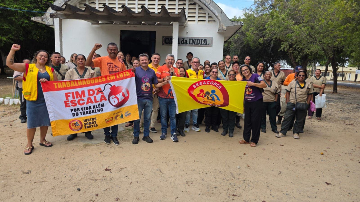 Trabalhadores terceirizados que atuam para a UFC encerram paralisação