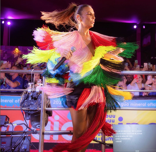 <p>“Céu da Boca”, “Chorando se Foi”, “Berimbau Metalizado”, “Quando a Chuva Passar”, “Deixo”, “Na base do beijo” e “Acelera Aê” são sucessos que vieram depois.</p>
