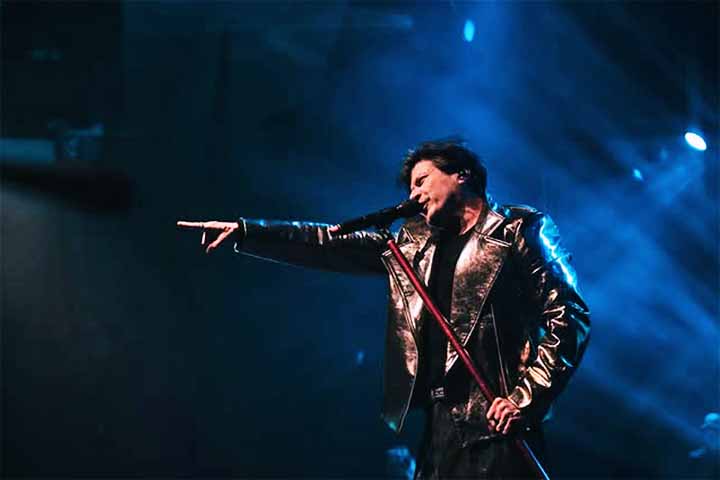 <p>O ex-vocalista do RPM, aliás, comemorou 40 anos de carreira com a turnê “XL”, que começou em junho de 2025 e segue com shows previstos até março de 2026.</p><?php if (strpos(site('ds_site_link'), '/apostas') === false): ?>
    </div>
    <div class=