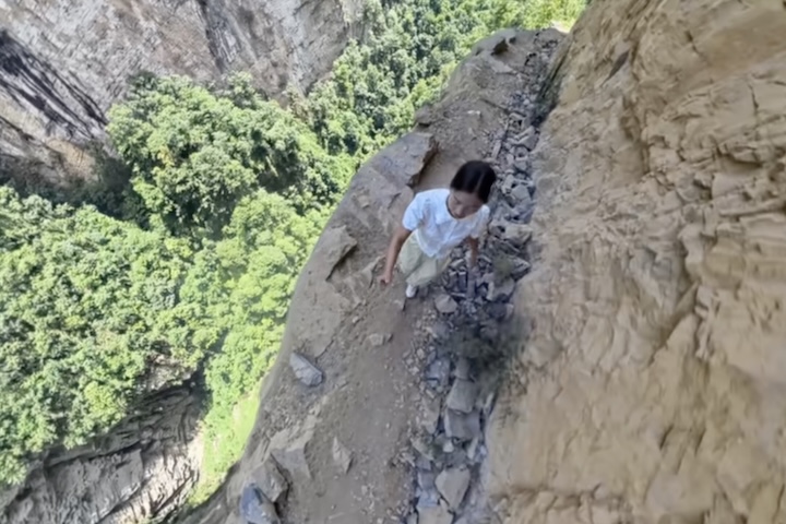 <p>Hoje em dia, a estrada é considerada um patrimônio histórico e um símbolo de coragem e persistência dos moradores.</p>
