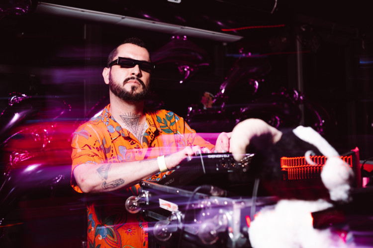 Dj Cabra Guaran&aacute; realiza baile da cabra em Fortaleza 