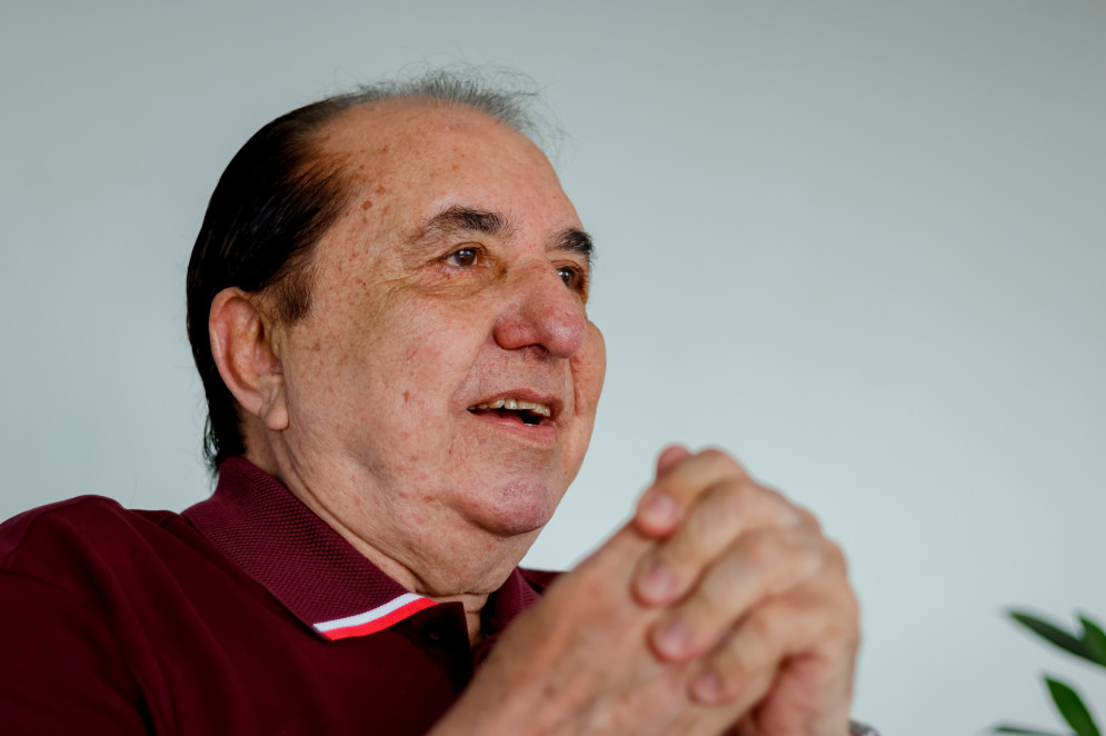 'A minha fam&iacute;lia me considera uma pessoa injusti&ccedil;ada, de certo modo, porque eu nunca aproveitei e nunca me mencionei como um dos autores dessa propostas, at&eacute; outros quiseram aparecer como autores'(Foto: AUR&Eacute;LIO ALVES)