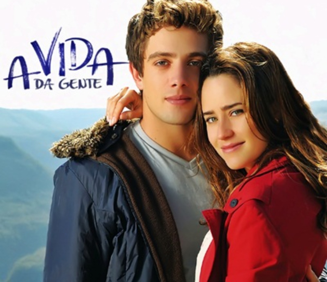 <p>O drama das irmãs Ana e Manuela envolve amor, conflitos familiares e segredos, conquistando público em 132 países.</p>
