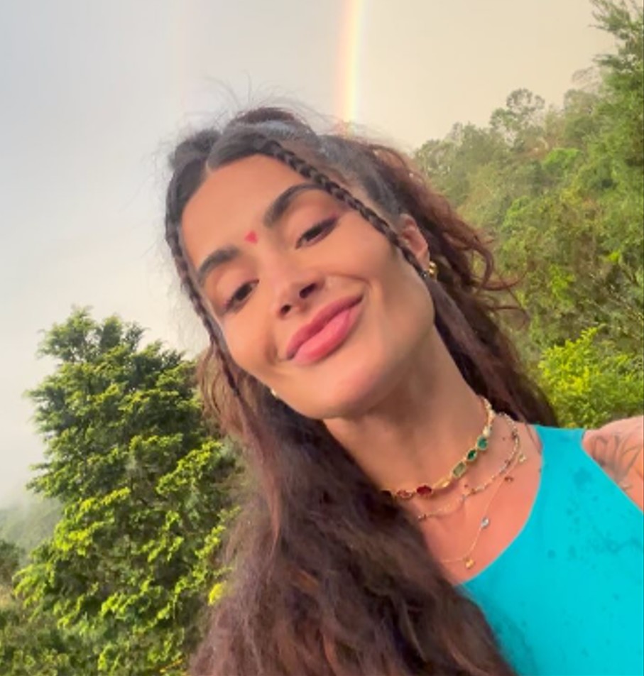 <p><span style=font-weight: 400;>O cirurgião plástico Carlos Tagliari, membro da Sociedade Brasileira de Cirurgia Plástica, explicou que procedimentos como a rinoplastia são planejados de forma individualizada, levando em conta estrutura facial, proporções e, quando necessário, aspectos funcionais, como a respiração.</span></p>
