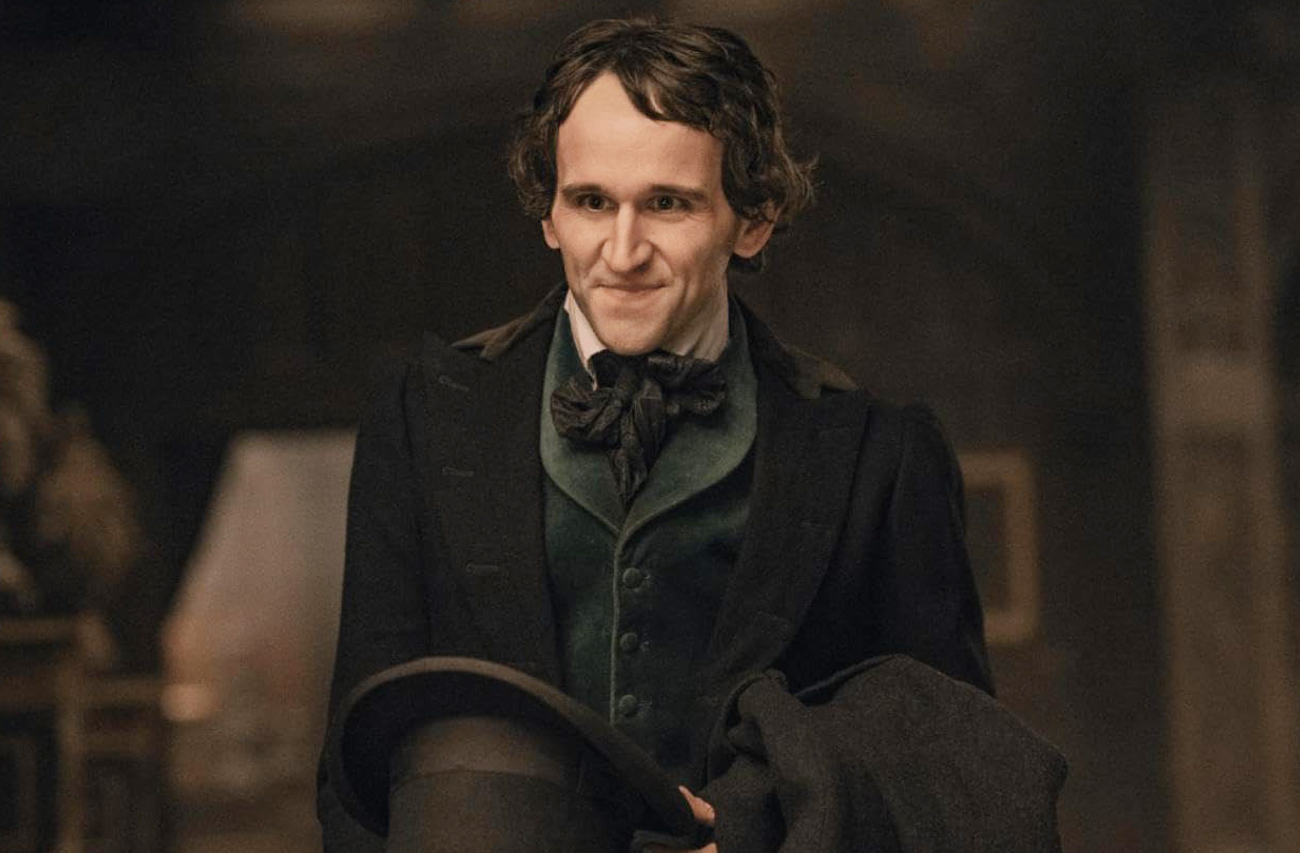 <p>Neste filme, ele interpretou ninguém menos que Edgar Allan Poe. A escolha foi ousada, mas Melling entregou uma atuação intensa e misteriosa que rendeu elogios e consolidou sua reputação como ator de prestígio.</p>
