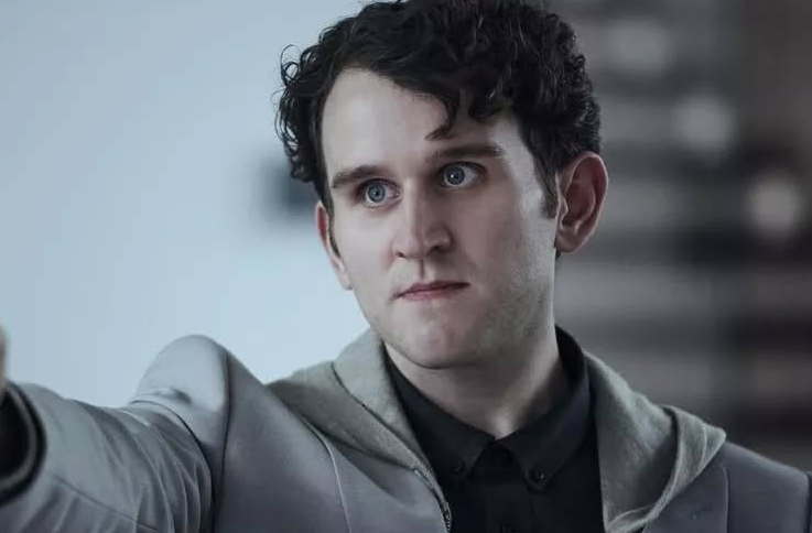 <p>Enquanto muitos atores de Harry Potter enfrentaram dificuldades para se desvincular de seus papéis, Melling fez o caminho inverso: usou a rejeição como combustível para se reinventar.</p>
