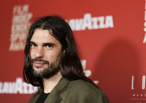 Oliver Laxe, diretor espanhol de "Sir&acirc;t", disputa Oscar 2026 de Melhor Filme Internacional contra o Brasil