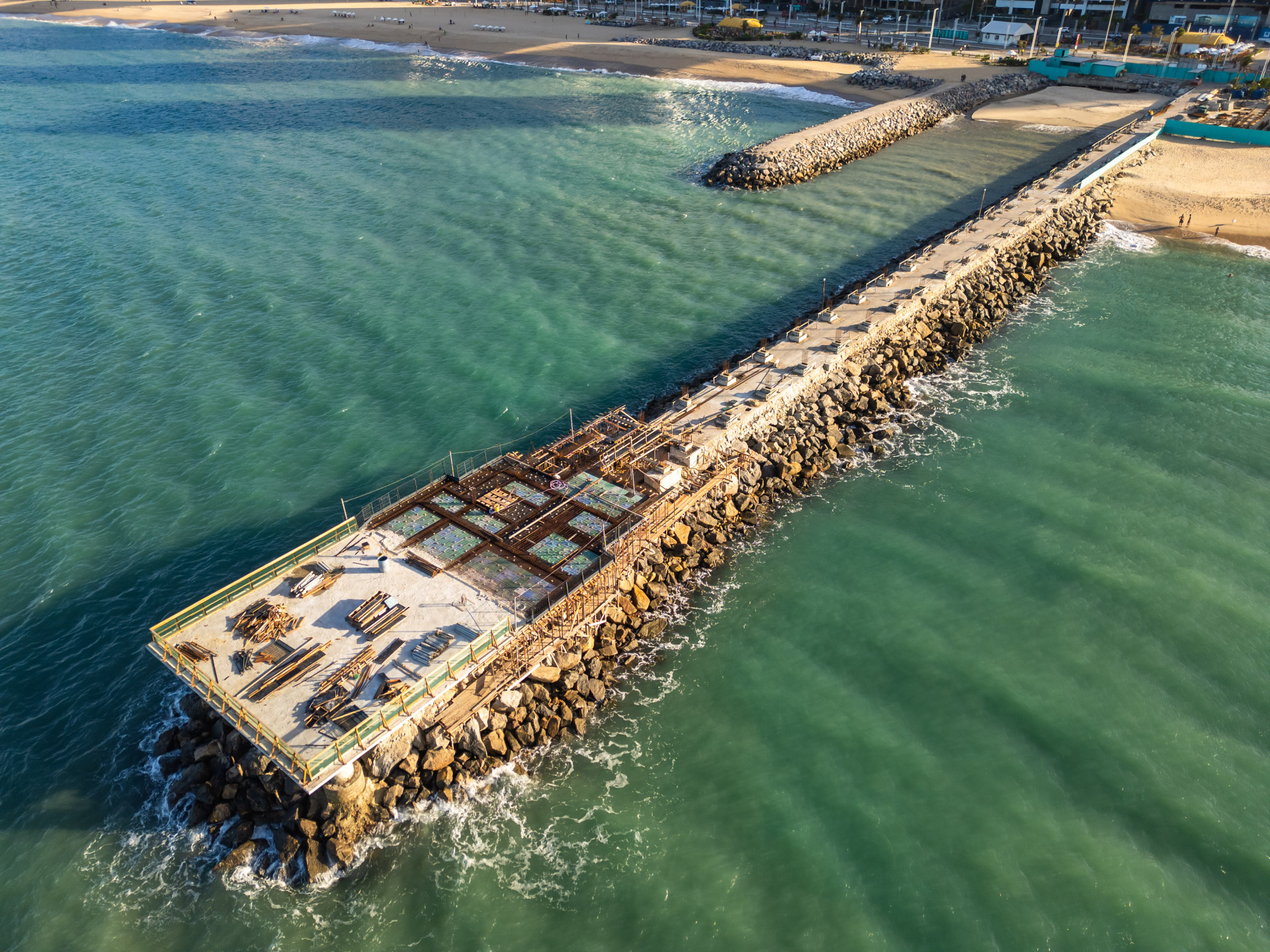 ￼PROJETO prevê a instalação 
de restaurantes no espaço (Foto: FCO FONTENELE)