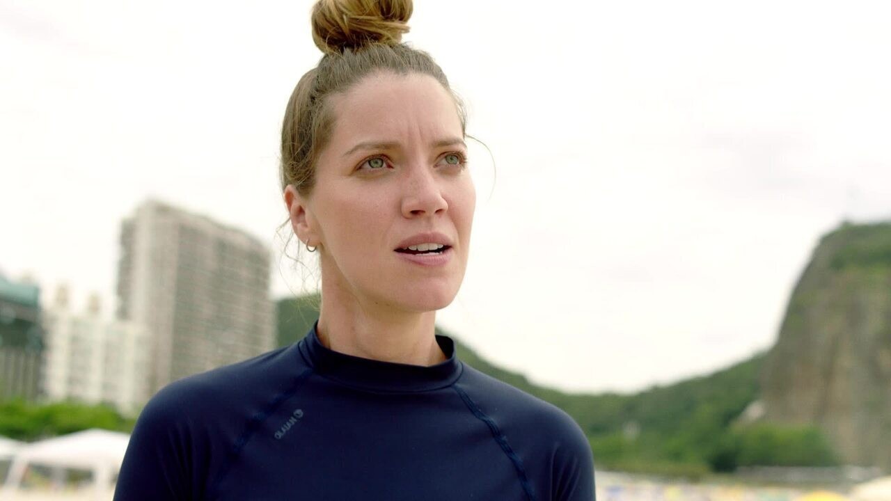 <p><span style=font-weight: 400;>No cinema, Nathália Dill atuou em filmes como </span><b>“Tropa de Elite”</b><span style=font-weight: 400;>, </span><b>“Feliz Natal”</b><span style=font-weight: 400;>, </span><b>“Apenas o Fim”</b><span style=font-weight: 400;>, </span><b>“Alguns Nomes do Impossível”</b><span style=font-weight: 400;>, </span><b>“Talvez uma História de Amor”</b><span style=font-weight: 400;>, </span><b>“Um