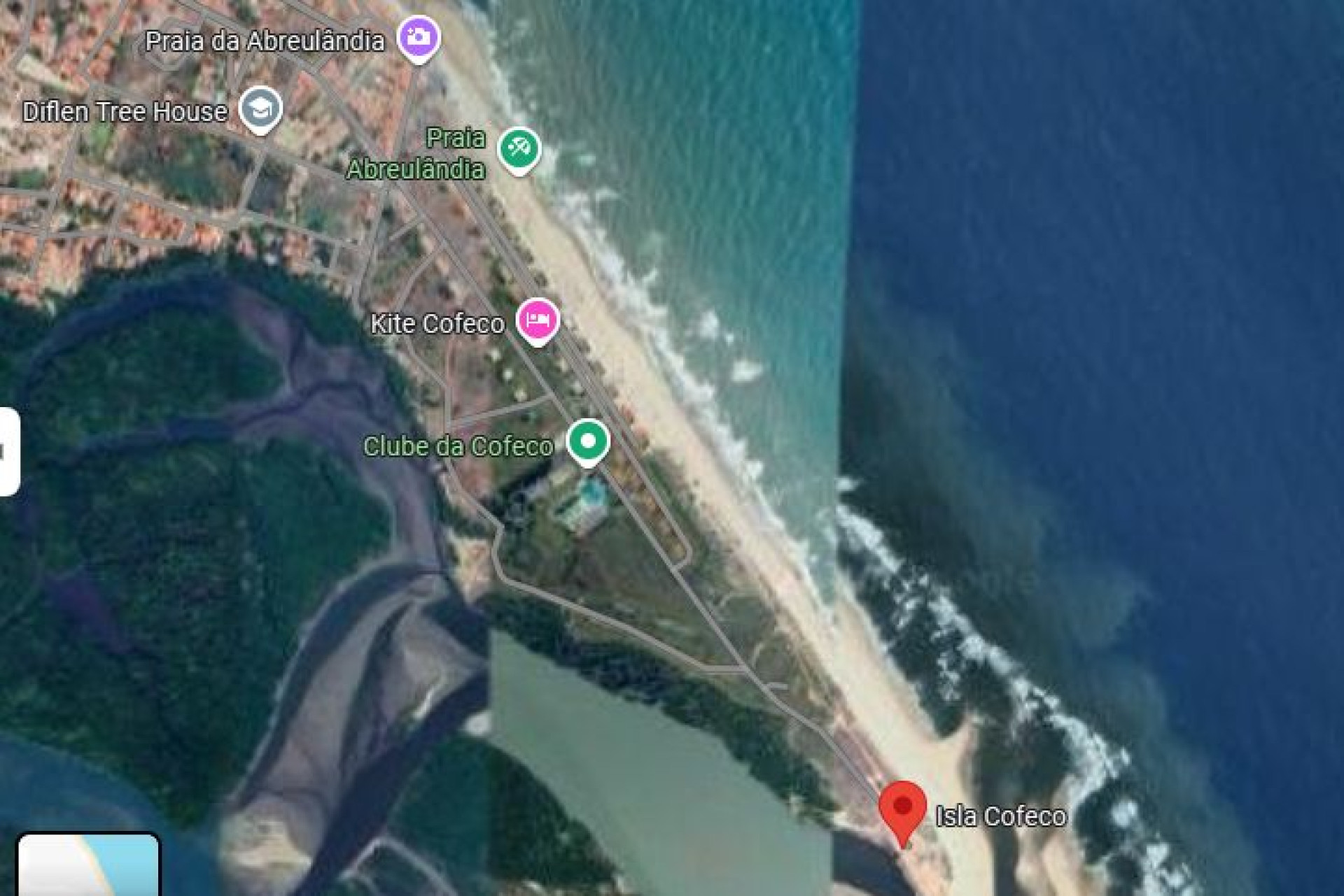 MP do Ceará apura cobrança vinculada ao acesso à praia na área da antiga Cofeco, em Fortaleza
 (Foto: Google Maps)