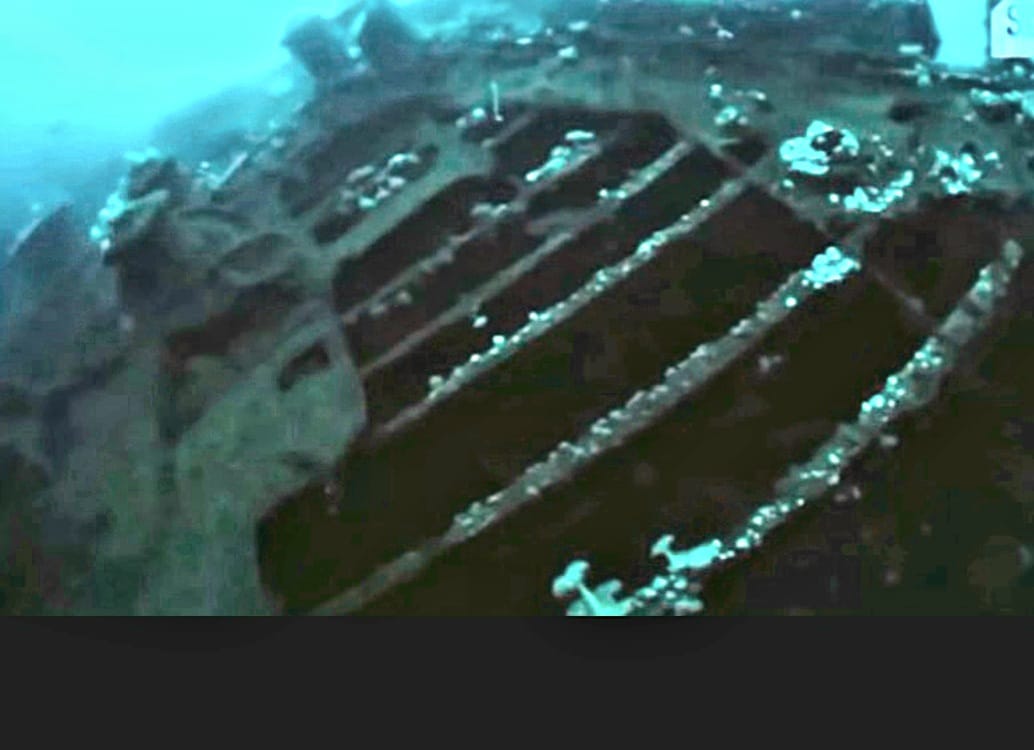 <p>Em 2020, um navio desaparecido por 95 anos foi encontrado na costa da Flórida. O SS Cotopaxi havia desaparecido em 29/11/1925 com 32 pessoas a bordo. O navio mercante levava carvão para Cuba.</p>
