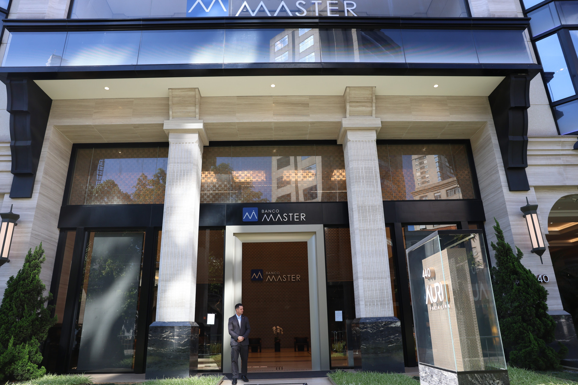 Fachada do Banco Master no Itaim Bibi, em São Paulo (Foto: ROVENA ROSA/AGÊNCIA BRASIL)