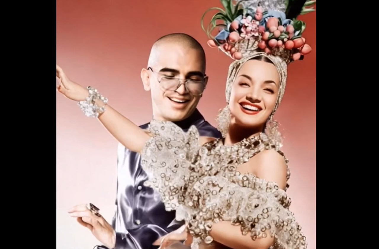 <p>Tais performances remeteram ao canto de Carmen nos anos 1930, antes da ida da artista para os Estados Unidos. A menos de um mês de completar 59 anos, em 9 de fevereiro, o mesmo dia do aniversário de sua homenageada, ressaltou em cena esse orgulho.</p><?php if (strpos(site('ds_site_link'), '/apostas') === false): ?>

    </div>

    <div class=