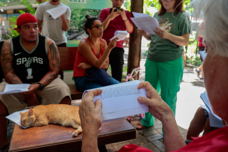 Encontro Leituras na Pra&ccedil;a, no Parque do Coc&oacute;, projeto de extens&atilde;o da Universidade Federal do Cear&aacute; (UFC) para incentivar a leitura e as atividades socioculturais nos espa&ccedil;os p&uacute;blicos