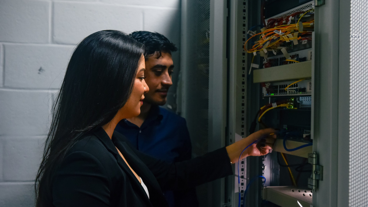 Presença local é estratégia de desenvolvimento